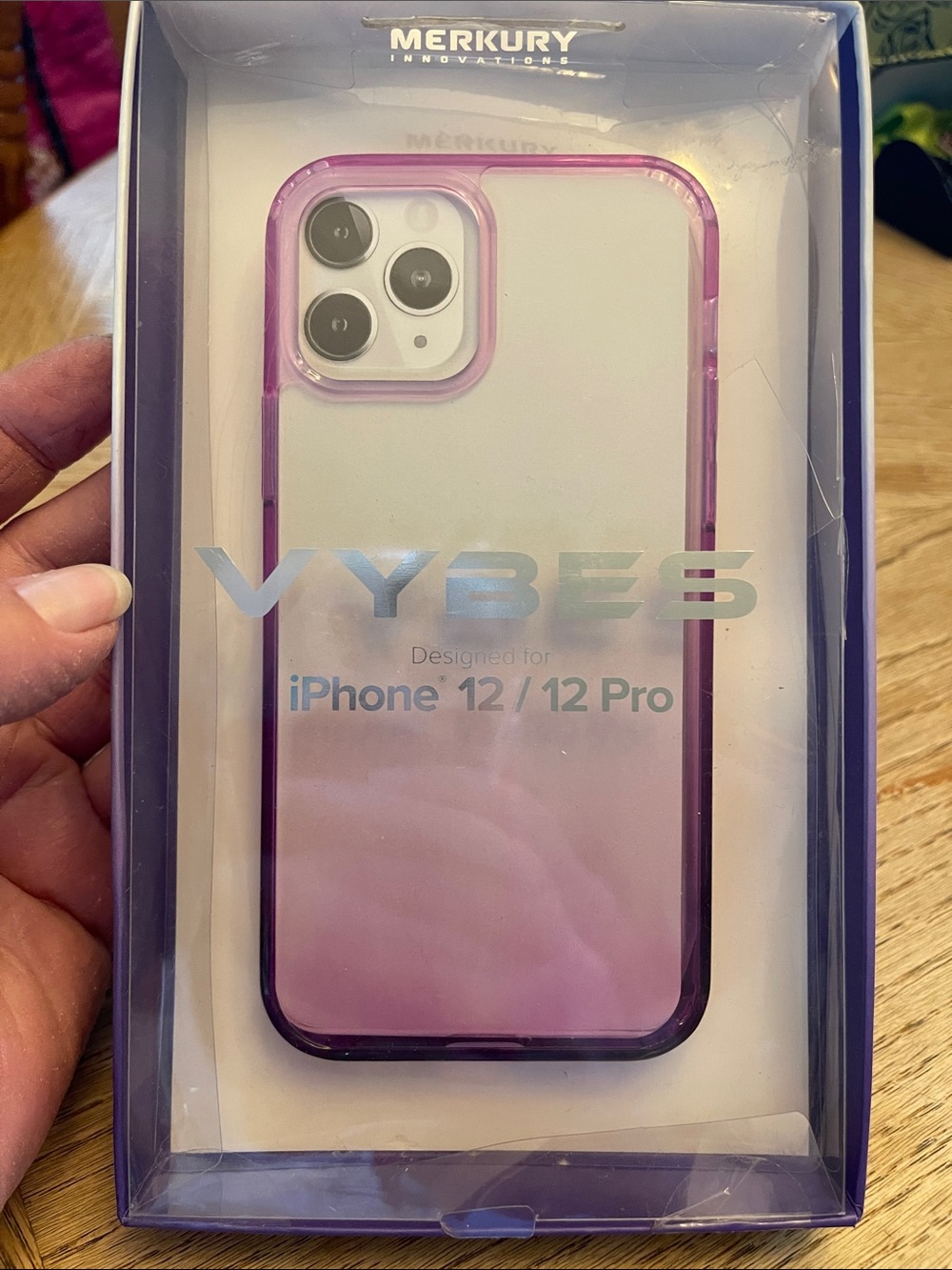Merkury VYBE5 Purple Gradient Case for iPhone 12 / 12 Pro
